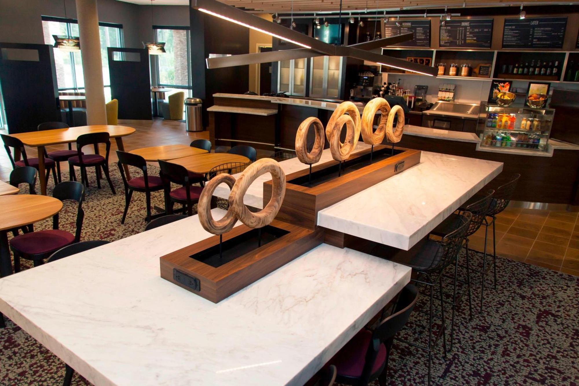 Courtyard By Marriott Houston City Place Spring Eksteriør billede