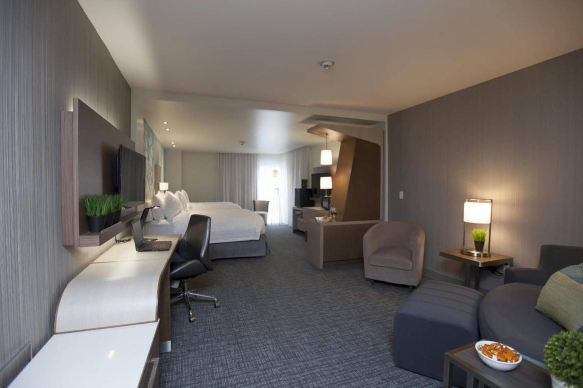 Courtyard By Marriott Houston City Place Spring Eksteriør billede