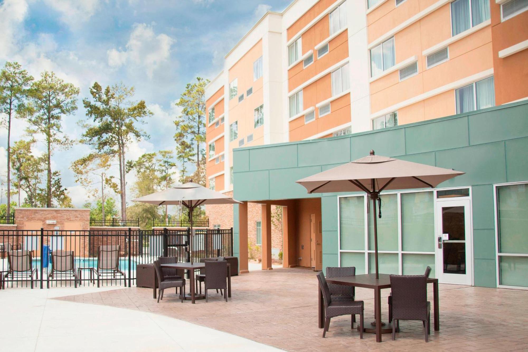 Courtyard By Marriott Houston City Place Spring Eksteriør billede